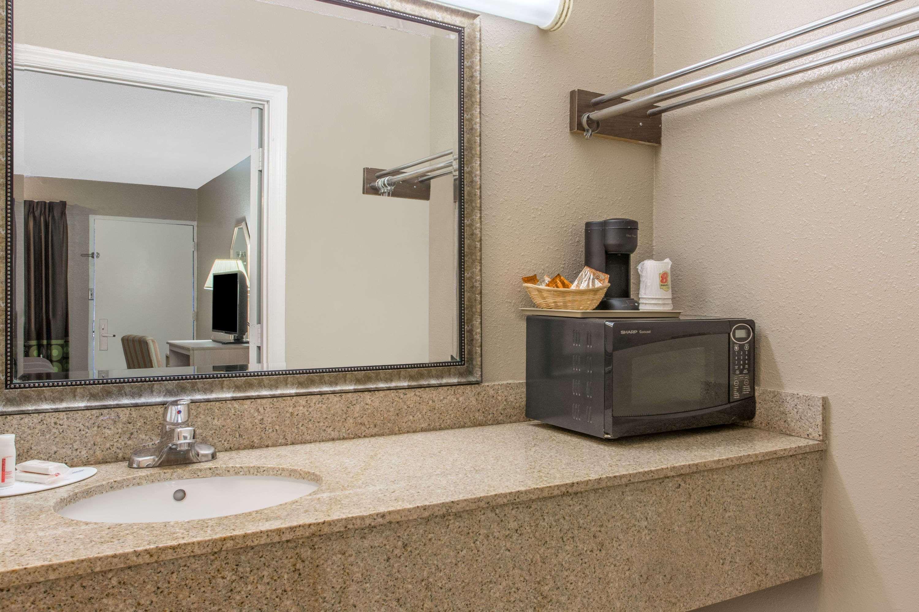 Super 8 By Wyndham Antioch/Nashville South East Luaran gambar